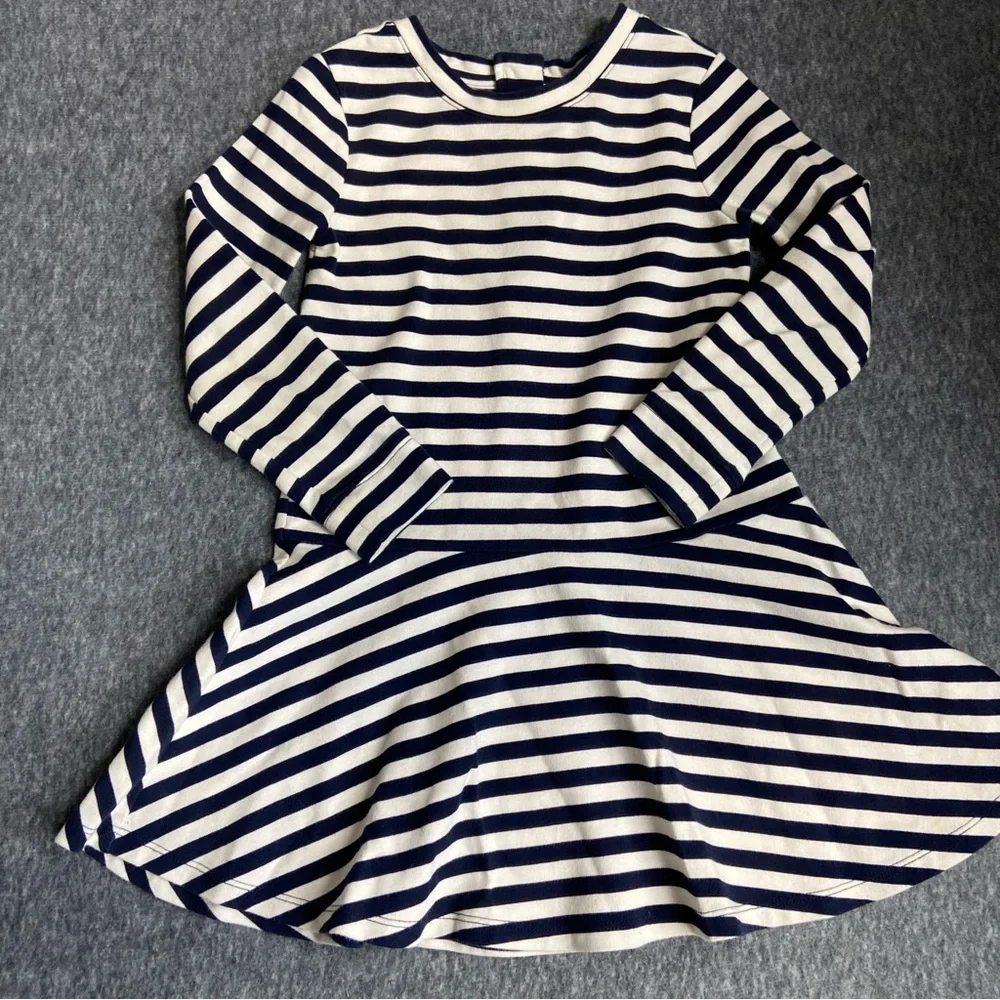 GAP Kid's | girl's Striped Navy and White Kids Dress Size 6-7Y
